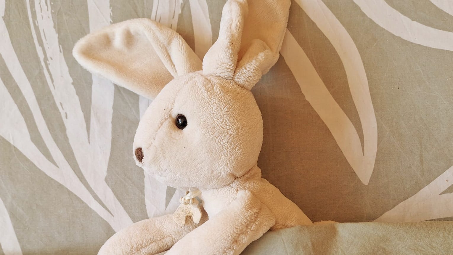 Yas' Familienbegleitung | bindungsorientierte Familienbegleitung BFB Institut | Lindau am Bodensee | Stillberatung | Schlafberatung | Beikostberatung | Bedürfnisorientiert | Ravensburg Stillberatung | Wangen Stillberatung| Friedrichshafen Stillberatung | Lindenberg Stillberatung | Bregenz Stillberatung | Dornbirn Stillberatung | Kressbronn Stillberatung